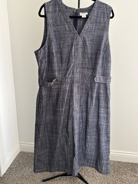 Liz Claiborne Denim  Sleeveless V-Neck Midi Dress